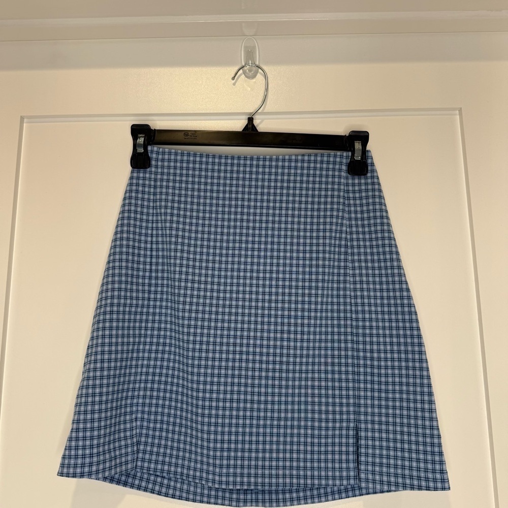 Brandy Melville Blue Plaid Skirt - Picture 2 of 11